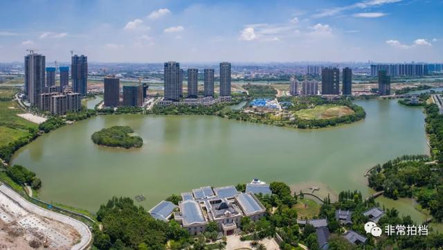 綠島湖一號(hào)最新動(dòng)態(tài)揭秘，神秘角落與小巷風(fēng)情小店探秘