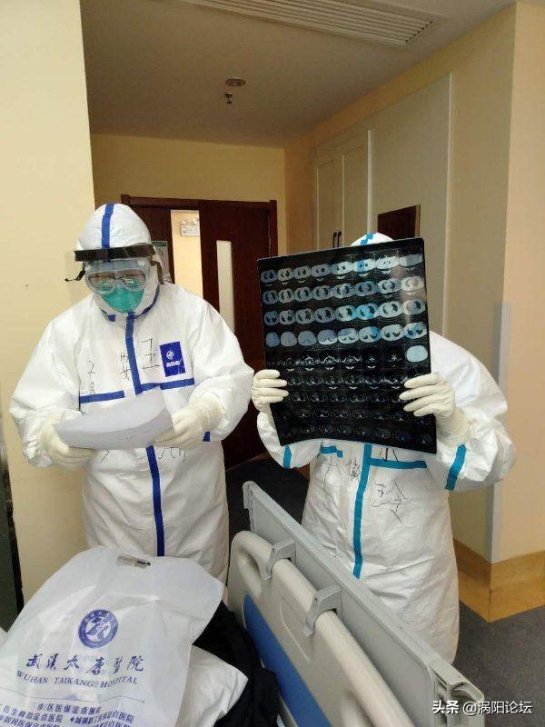 渦陽四中女孩引領(lǐng)科技新潮，最新消息與高科技產(chǎn)品探秘