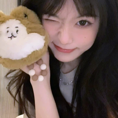 女生頭像最新潮流趨勢，自信、學習與變化的力量 2025年風采展現(xiàn)