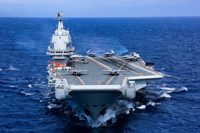 中國(guó)最新航空母艦，未來(lái)海疆的堅(jiān)實(shí)守護(hù)者