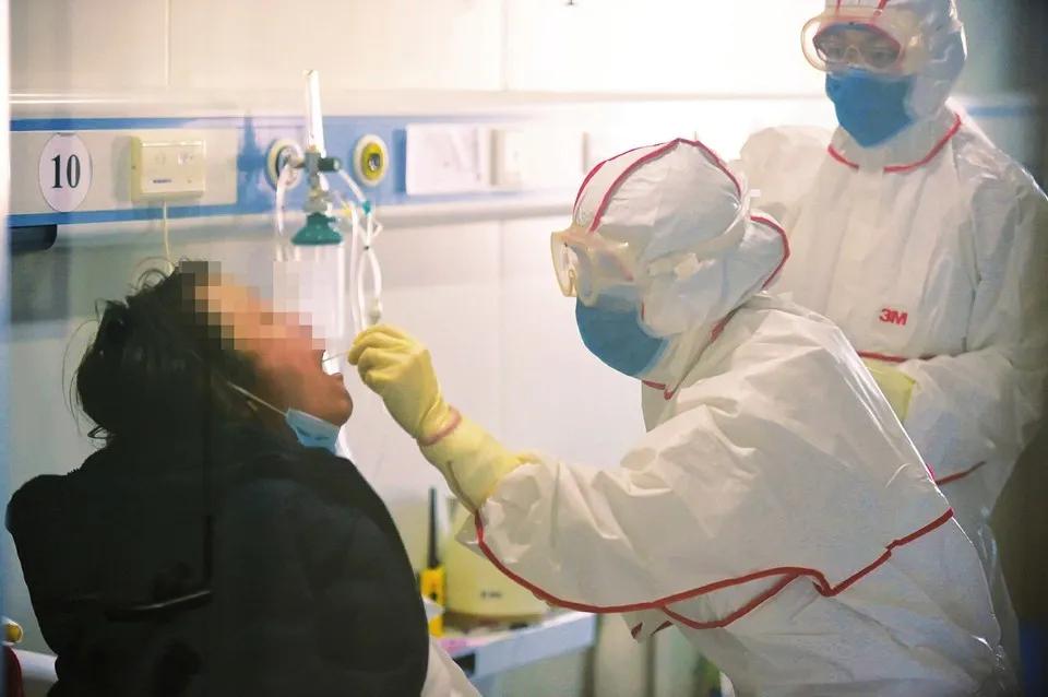 閆芳最新動(dòng)態(tài)，科技新星引領(lǐng)未來(lái)生活新潮流