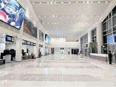 巫山機(jī)場最新動態(tài)與小巷獨(dú)特小店探秘