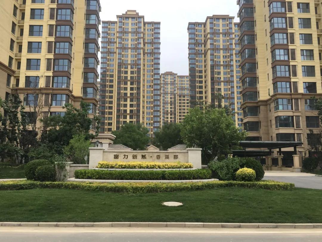 秀蘭左岸小鎮(zhèn)最新動態(tài)揭秘，自然美景探索之旅，尋找內(nèi)心平和寧靜的居所