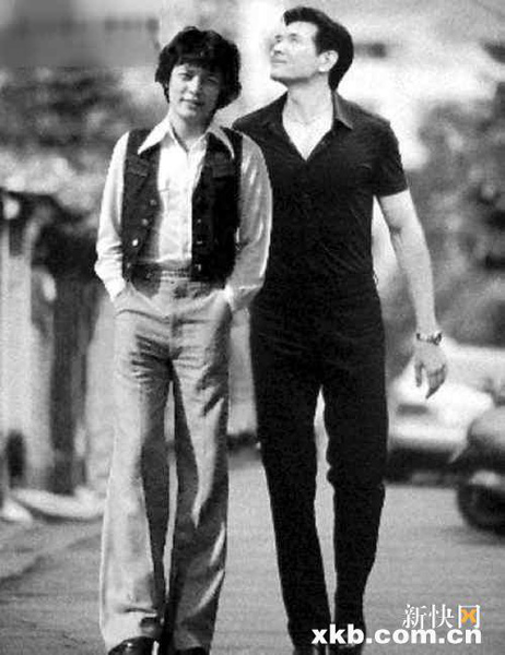 費翔2025最新消息揭秘，如何獲取與跟進偶像的最新動態(tài)？