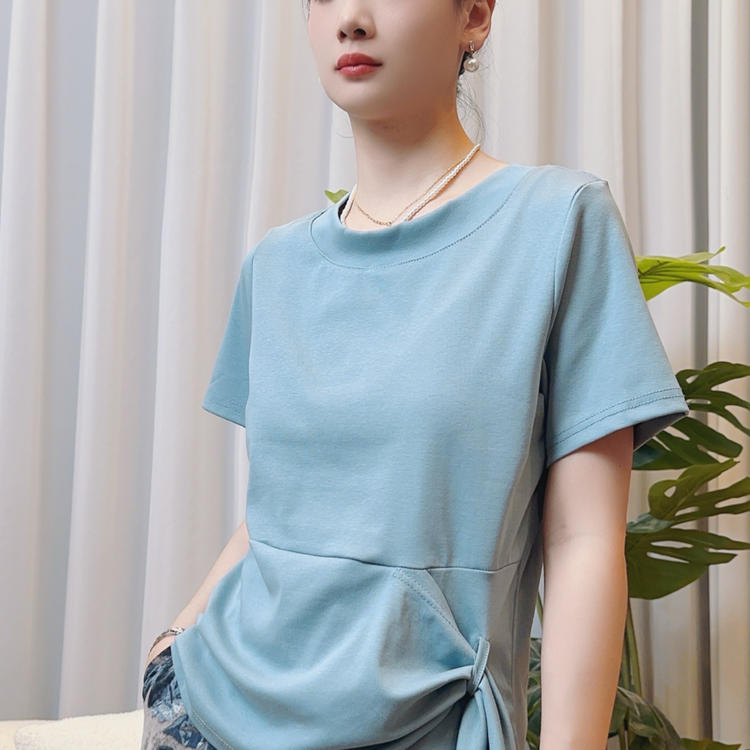 自信與成就感的時(shí)尚之旅，探索2025最新款夏裝風(fēng)采