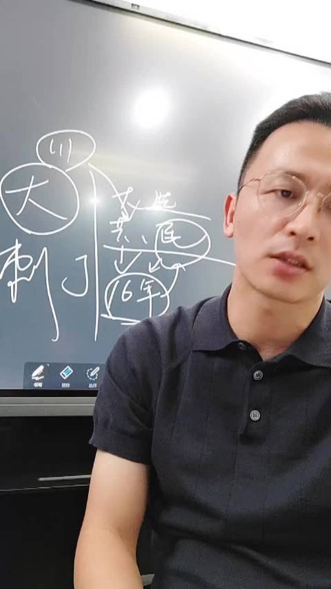 譚林長附體最新視頻，變化中的學(xué)習(xí)之旅，自信展現(xiàn)成就感的源泉