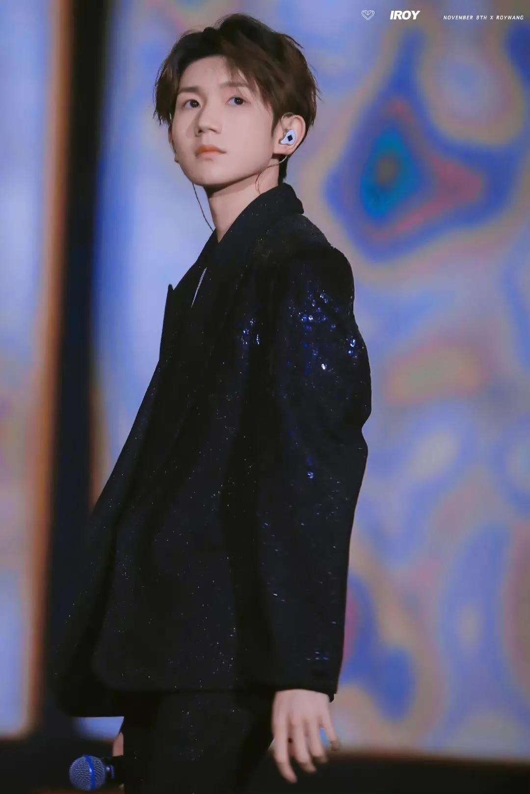 王源最新高清照片曝光，絕美瞬間一網(wǎng)打盡！